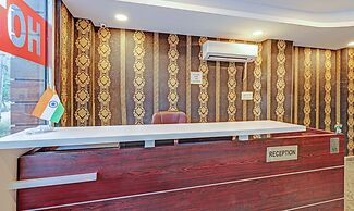 Treebo Silver Stallion