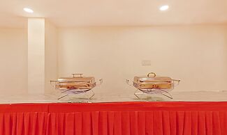 Treebo Silver Stallion