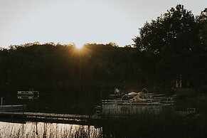 Walters Resort on Lake Ida