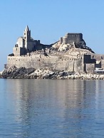 Cute 1 Bedroom Apartment in La Spezia