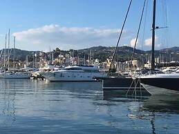 Cute 1 Bedroom Apartment in La Spezia