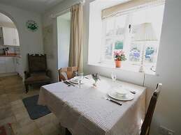 Noel Cottage