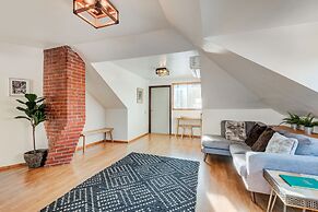 Rocky Mountain House - Sleeps 23