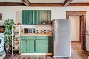 Rocky Mountain House - Sleeps 23