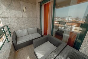 Downtown Grand Tower View by Vacationy