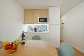 Courtyard Oporto Design Apartment L With Terrace