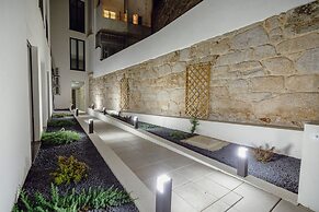 Courtyard Oporto Design Apartment L With Terrace