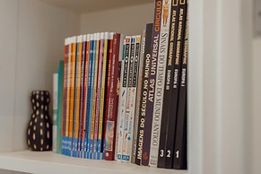 Downtown Design With Balcony