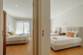 Downtown Design With Balcony