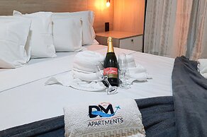 Beach Way Moderno Pé na Areia 2 quartos 5 pessoas By DM Apartments