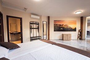 Apartamentos Reyes Católicos