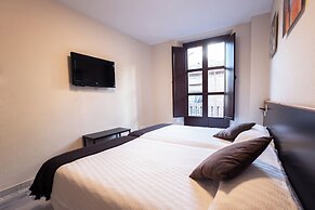 Apartamentos Reyes Católicos