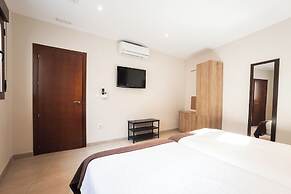 Apartamentos Reyes Católicos