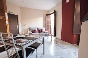 Apartamentos Reyes Católicos