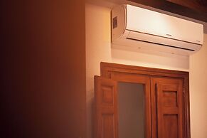 Apartamentos Reyes Católicos