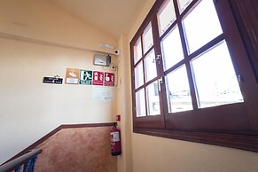 Apartamentos Reyes Católicos