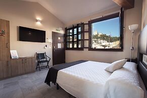 Apartamentos Reyes Católicos