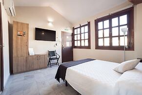 Apartamentos Reyes Católicos