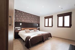 Apartamentos Reyes Católicos