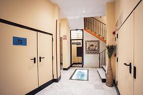 Apartamentos Reyes Católicos