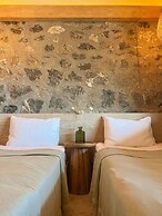 Izz Getaway – Adults Only