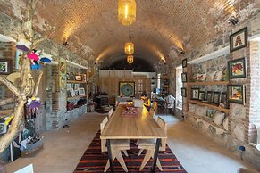 Izz Getaway – Adults Only