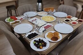 Aysultan Stone House