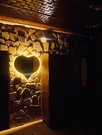 Aysultan Stone House