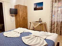 Aysultan Stone House