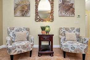 Perfect for Families! Comfortable Villa With Private Pool Area, Close 