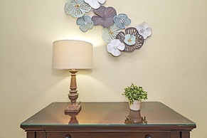 Perfect for Families! Comfortable Villa With Private Pool Area, Close 