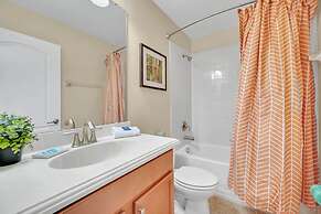 Perfect for Families! Comfortable Villa With Private Pool Area, Close 