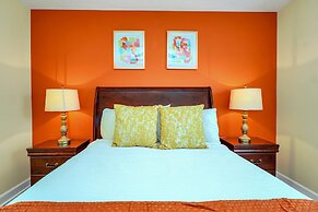 Perfect for Families! Comfortable Villa With Private Pool Area, Close 