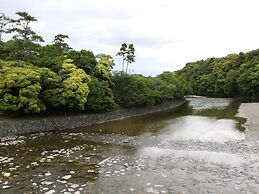Toyoko Inn Iseshi Eki