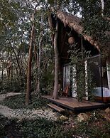 Kapok Bacalar – Plant Based Hotel