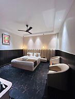 Royal Heritage Hotel & Resort