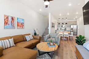 Chillin Out Maxin #96 by RedAwning