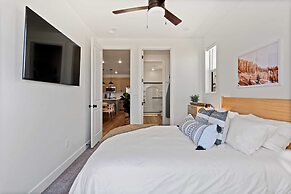 Chillin Out Maxin #96 by RedAwning