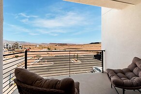 Chillin Out Maxin #96 by RedAwning