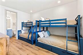 The Piers at Desert Color Combo #43 and #47 by RedAwning