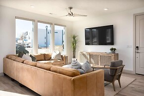 The Piers at Desert Color Combo #43 and #47 by RedAwning