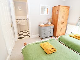 Farm View Lodge
