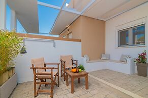 Suncourt Lux Rooms