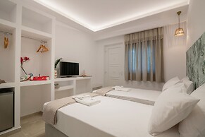 Suncourt Lux Rooms