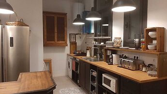 Casa Consell Gran Vía, Guest House