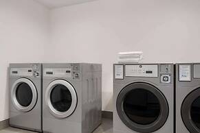 La Quinta Inn & Suites by Wyndham Denver Parker