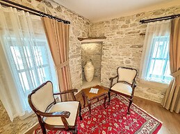 1870's Taş Konak Otel Üç Oda