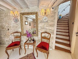 1870's Taş Konak Otel Üç Oda