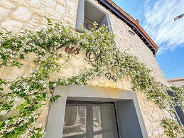 1870's Taş Konak Otel Üç Oda