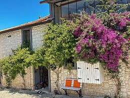 1870's Taş Konak Otel Üç Oda